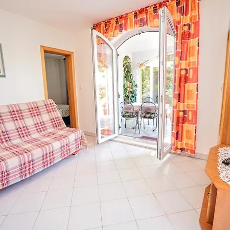 Apartmán With Parking Space Zambratija, Umag - 27191 *