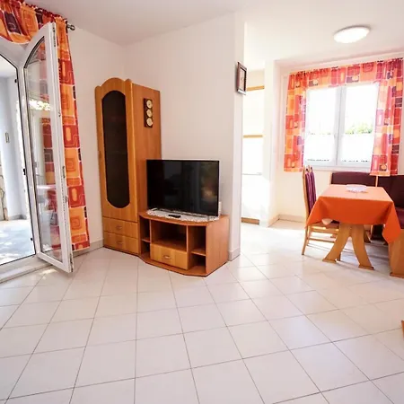 Appartement With Parking Space Zambratija, Umag - 27191